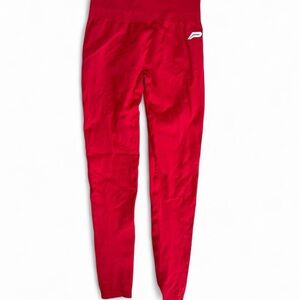 Pursue Red Cropped Leggings